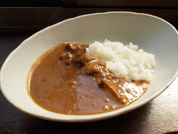 http://norakuri.jp/eat/locofoods/img/curry/buleberry_curry-1.jpg