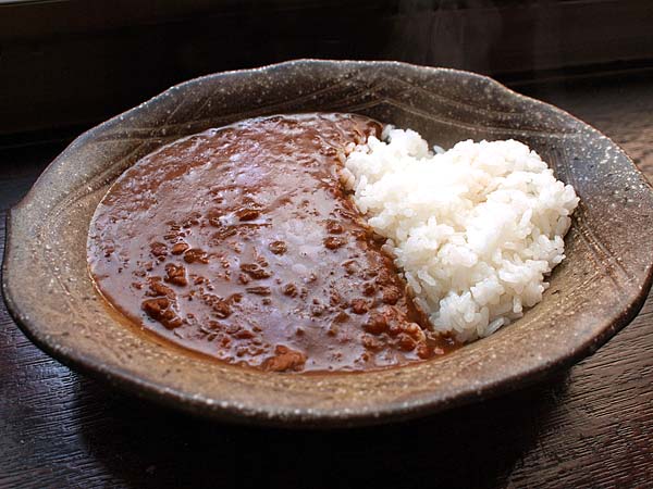 http://norakuri.jp/eat/locofoods/img/curry/tuna-curry1.jpg