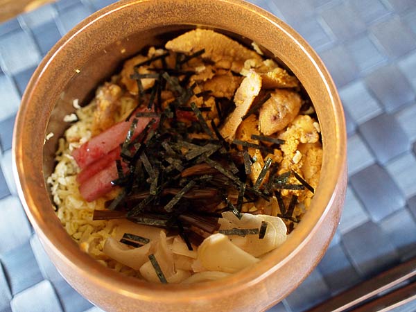 http://norakuri.jp/eat/locofoods/img/locofoods/uni-tubo3.jpg