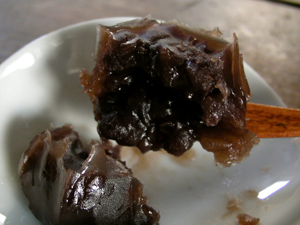 http://norakuri.jp/eat/locofoods/img/okashi/kintsuba04.jpg